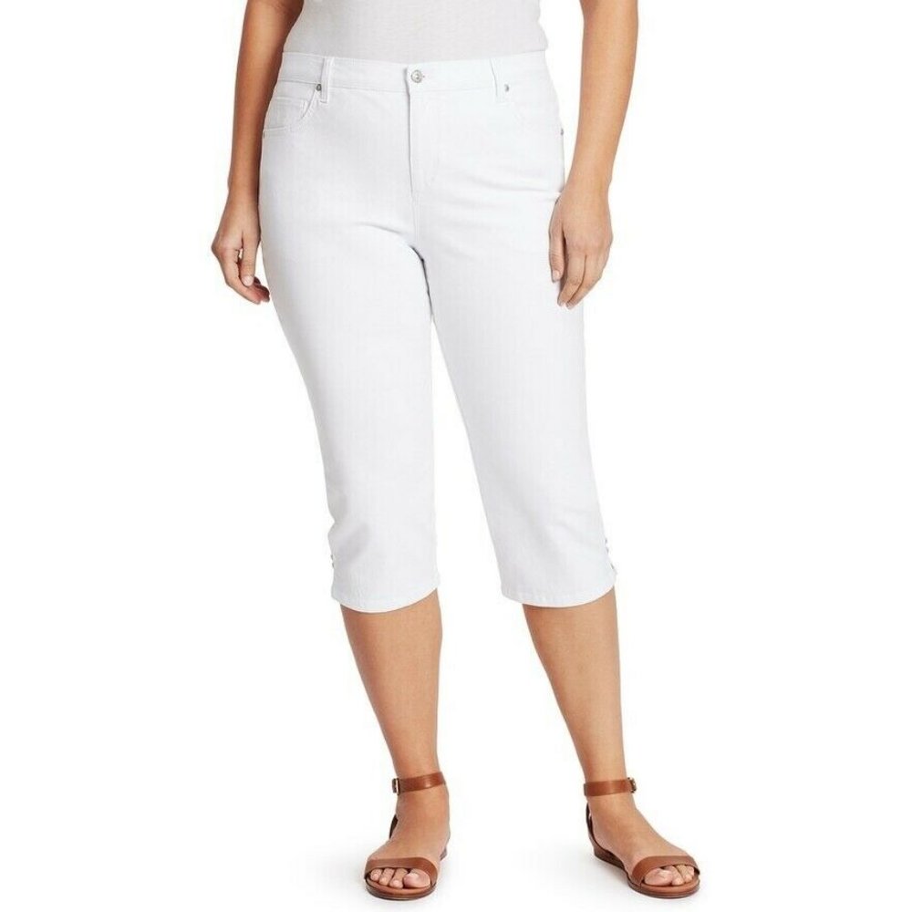 Women's Capris Gloria Vanderbilt Amanda Denim size 24W NEW
